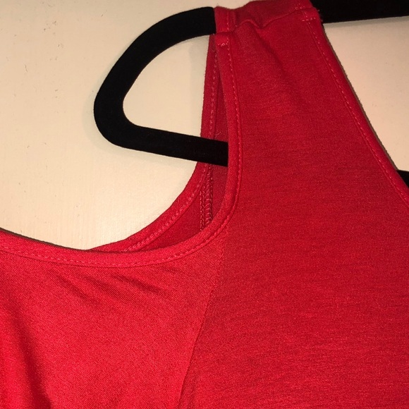 BOSTON PROPER coral cold shoulder, cross detail - Picture 4 of 6